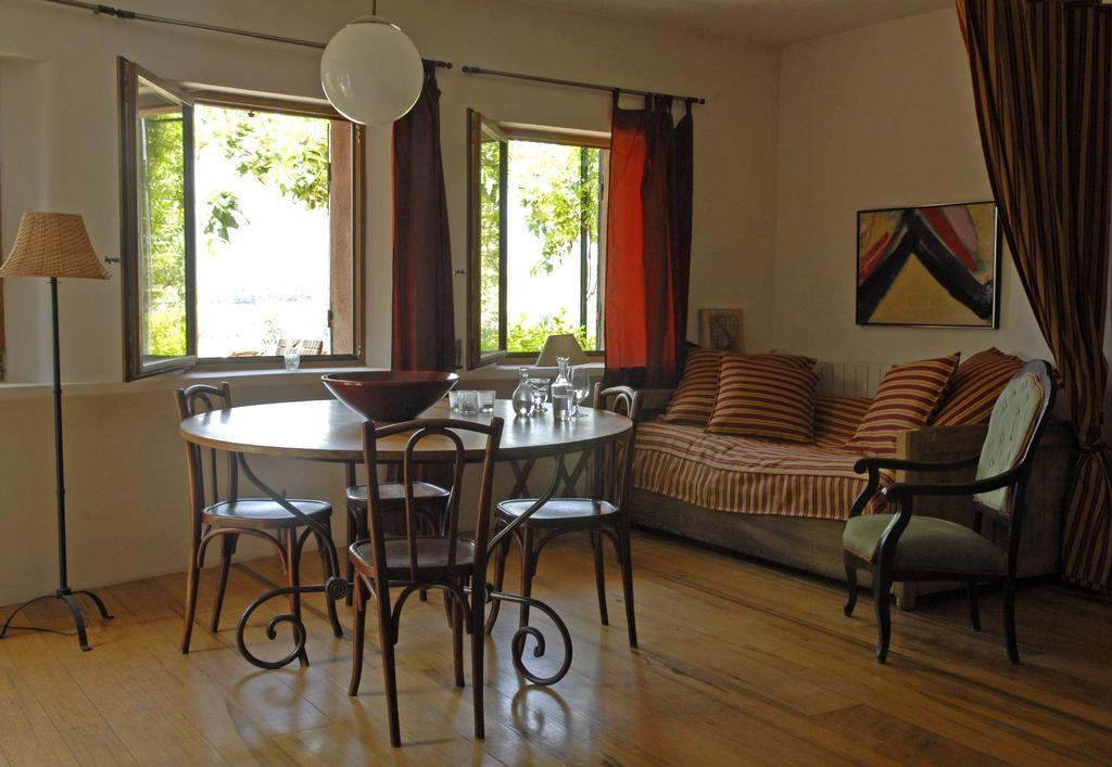 Residence Les Rossignols Roussillon en Isere Chambre photo